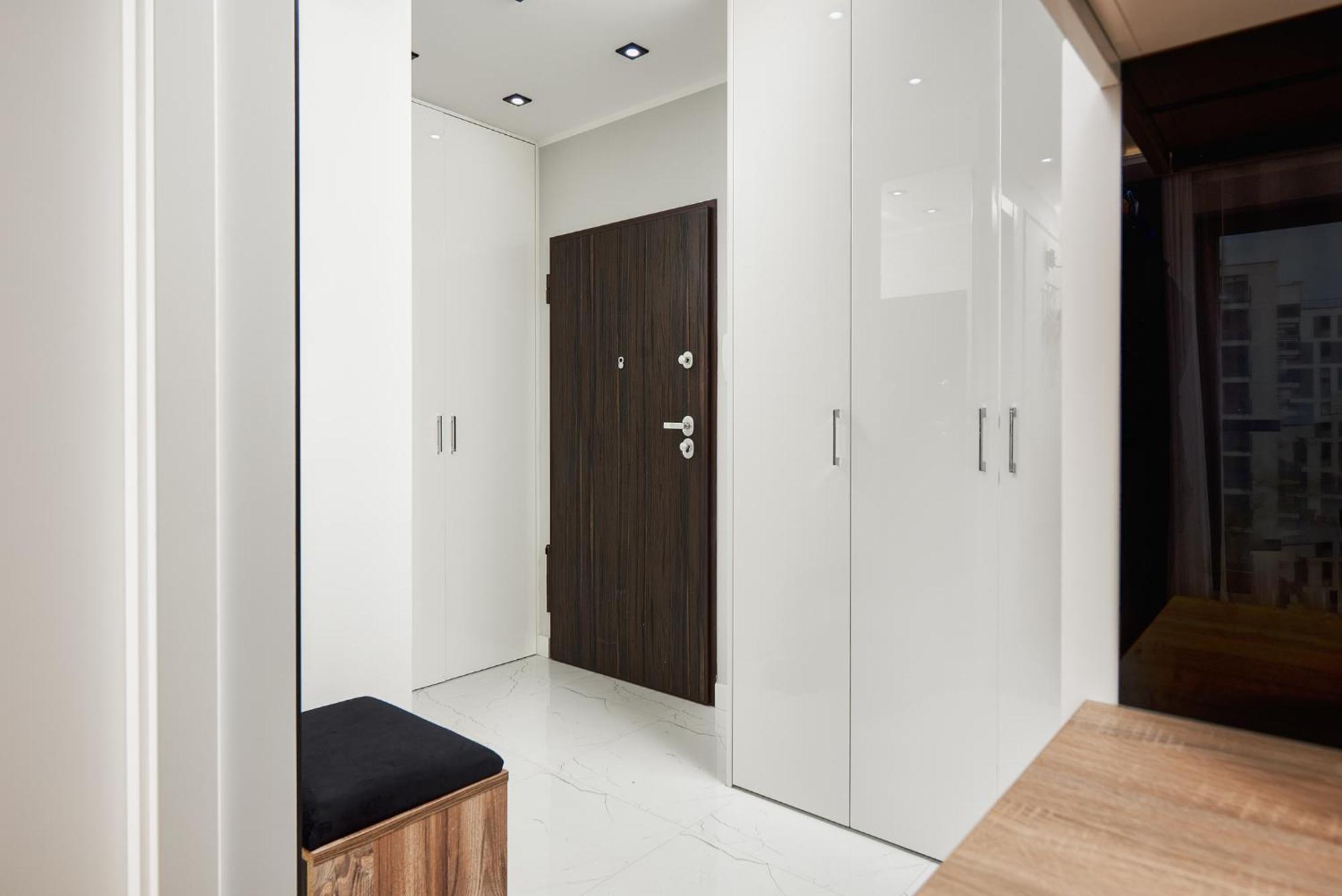 Lumina Apartment With Parking Near Muzeum Powstania Варшава Екстериор снимка