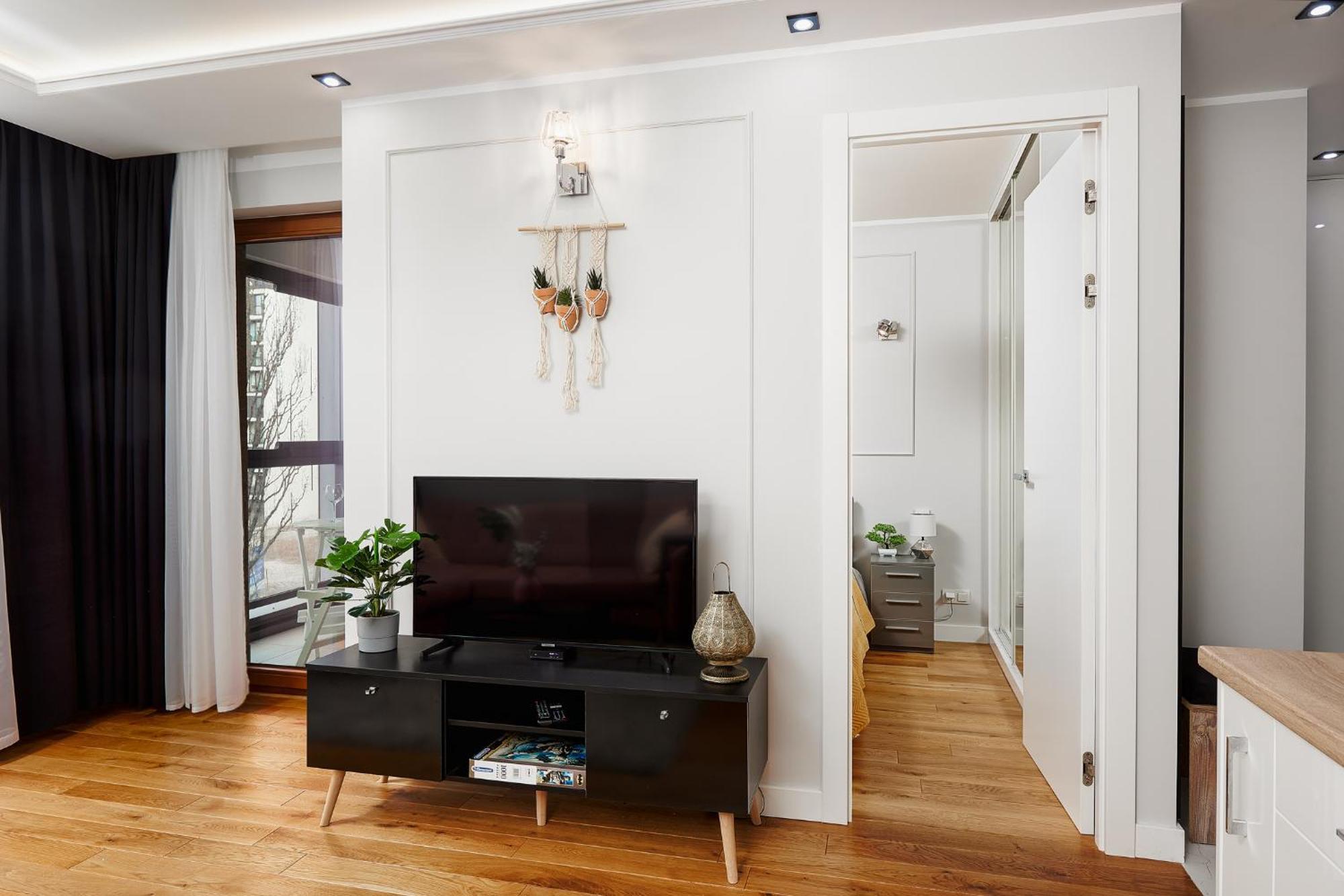 Lumina Apartment With Parking Near Muzeum Powstania Варшава Екстериор снимка